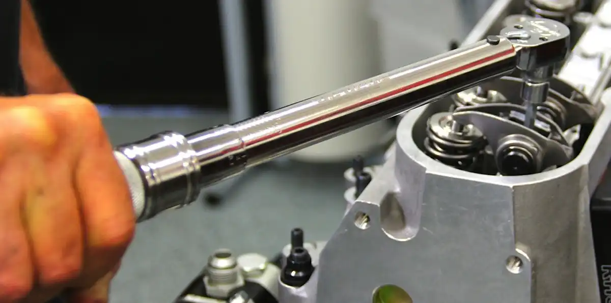 Фото момент затяжки болтов, винтов и гаек