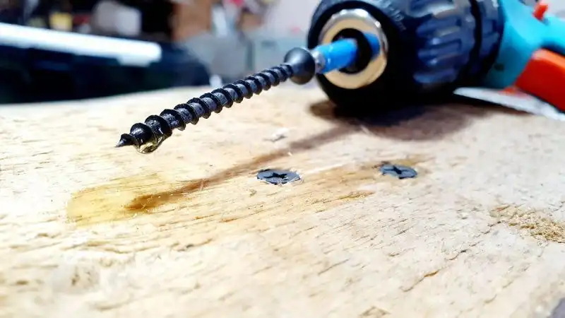 фото Для чего смазывают саморезы?