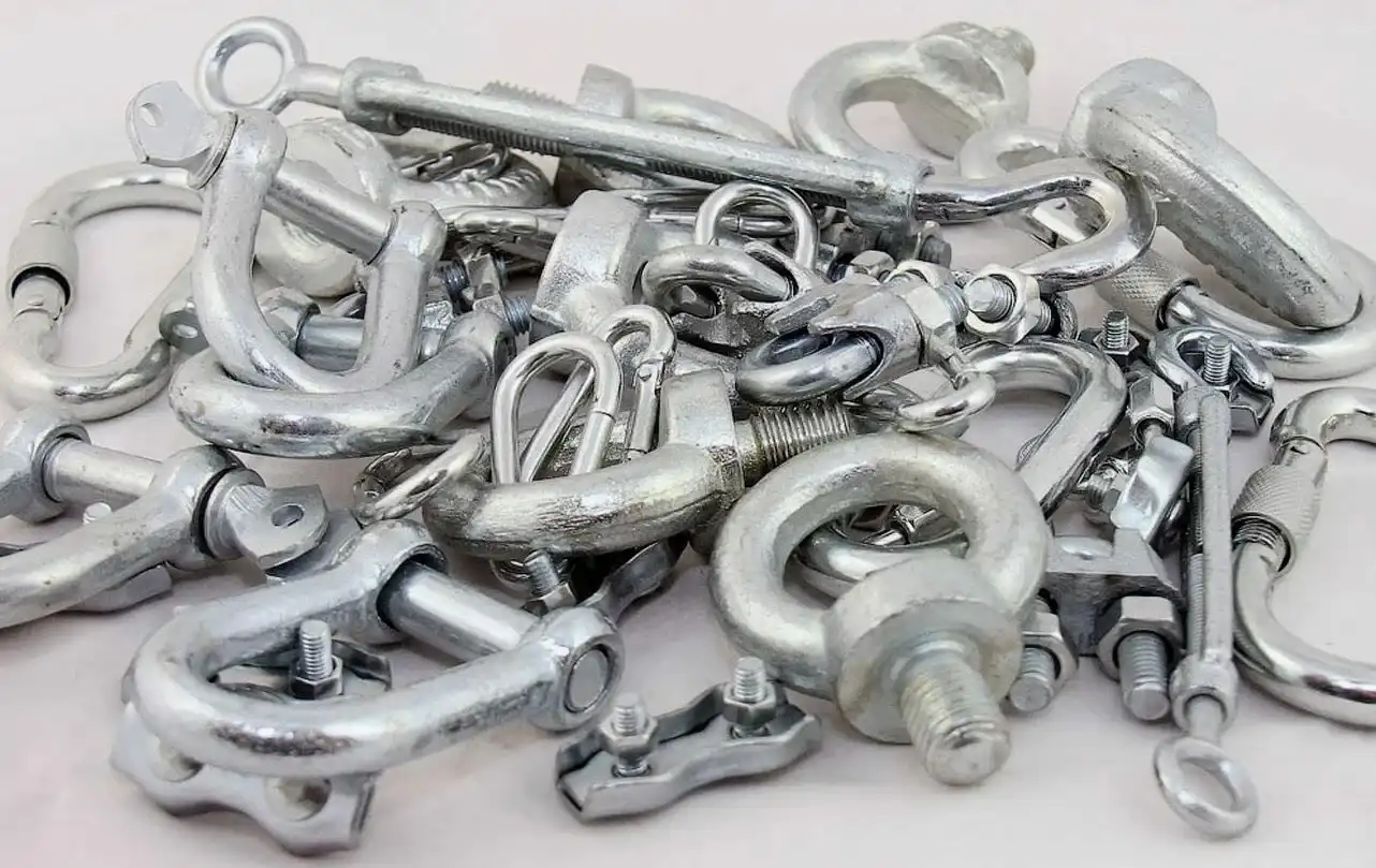 Фото саморезы по стандарту DIN в Трайв