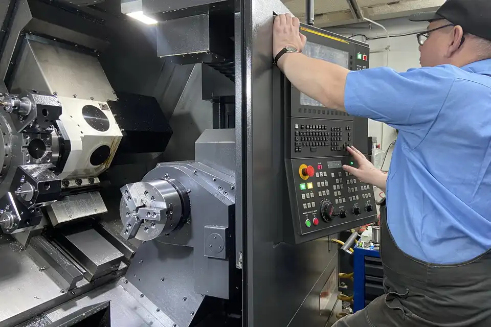 Фото Техническое обслуживание токарных станков с ЧПУ в Учебном центре Трайв