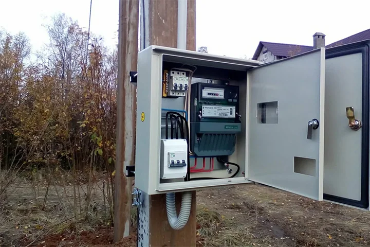 Фото установка электрического счетчика